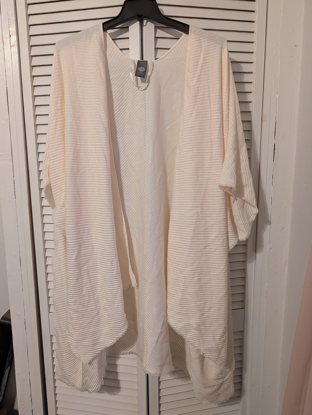 Vince Camuto Cream Open-Front Striped Kimono